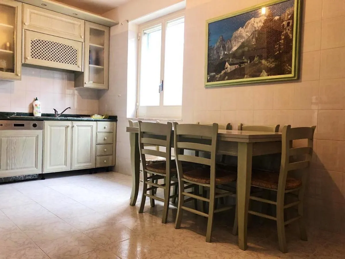 Spacious Apartment In Amalfi - 100 Sqm - Parking Included