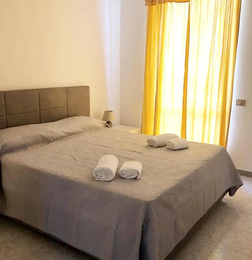 Spacious Apartment In Amalfi - 100 Sqm - Parking Included
